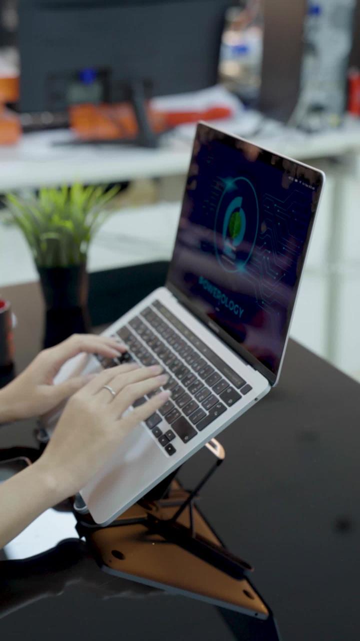 Powerology Portable Foldable Laptop Stand with Aluminum Alloy and Adjustability