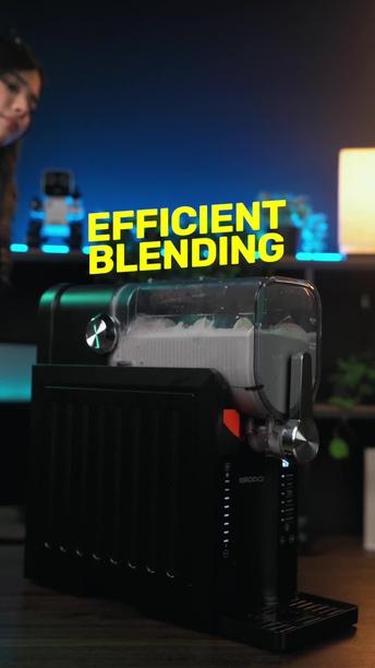 Porodo Lifestyle Multifunction Slushie Maker with 2.6L Capacity, 200W Rated Power, 220-240V Rated Voltage, 50Hz Rated Frequency, 3-Pin UK Plug, Instant Frozen Drinks, Intuitive Controls, Efficient Blending - Black