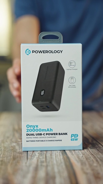 بنك الطاقة Powerology 20000mAh 65W Onyx، حماية من الشحن الزائد، مخرج USB-A وx2 USB-C، شاشة LED، شحن سريع، متوافق مع الكمبيوتر المحمول - أسود