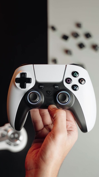 Porodo Gaming PS4 Gamepad Controller - Black / White