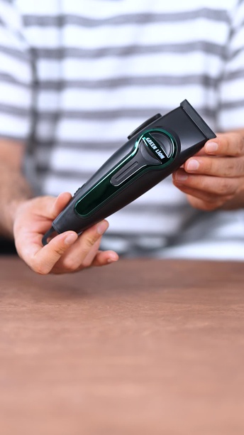 Green Lion Professional Stainless Steel Hair Clipper - Black | UAE (GNPRHACLIPRBK)